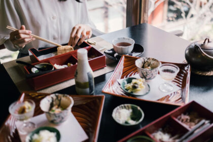 Comment reconnaître un restaurant japonais authentique parmi les chaînes de sushis ?